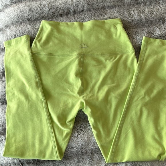 Beyond Yoga NWOT Spacedye Caught in the Midi High Waisted Leggings, Sz S - Picture 6 of 7